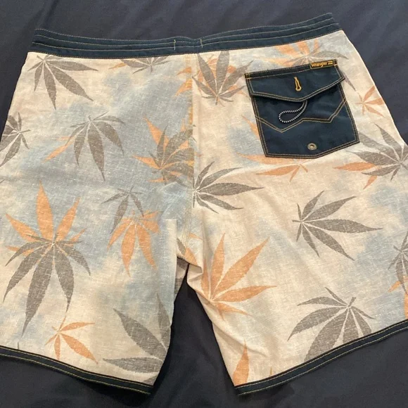 Billabong/Wrangler hemp polyester elastane board shorts - Picture 5 of 7